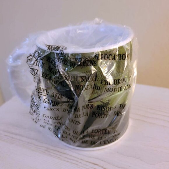 Dr Who Heat Sensitive Coffee Mug Color Changing Dalek Skeleton Doctor BBC NIP - Picture 9 of 12